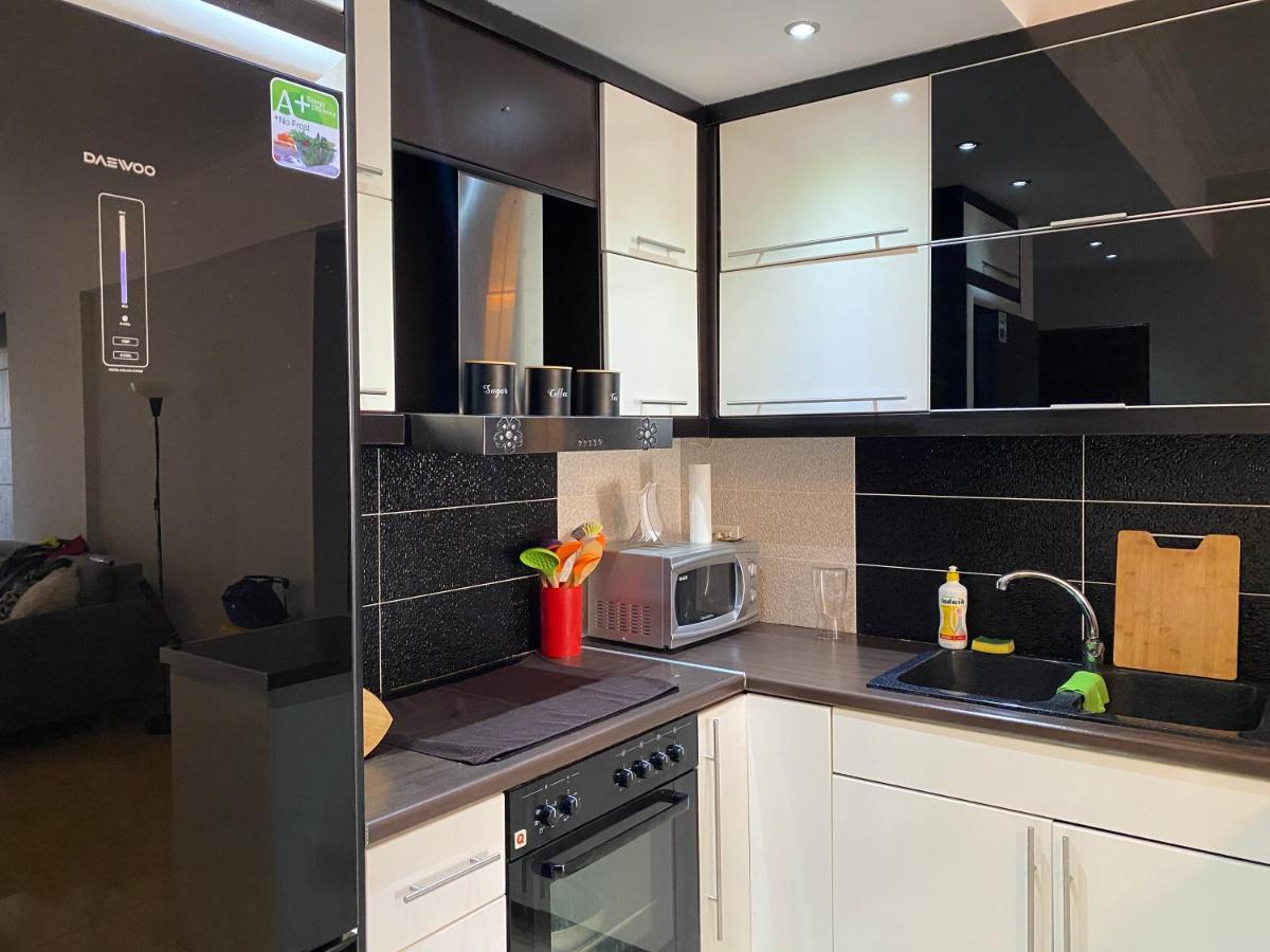 Sunny Apartament Saranda المظهر الخارجي الصورة